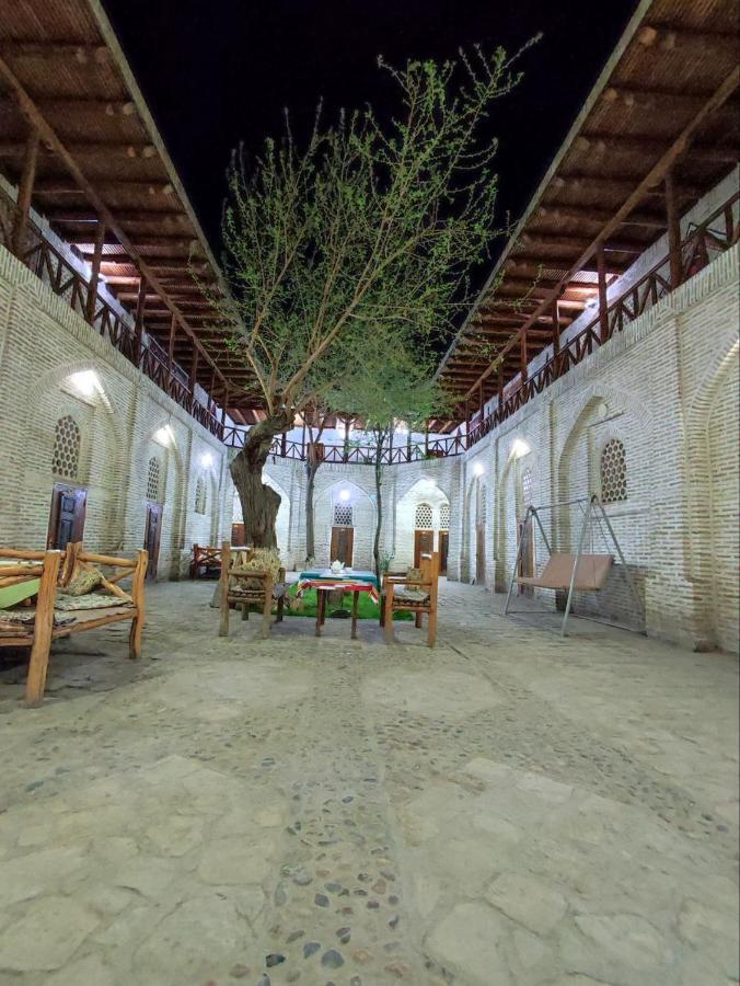 Umar Hotel In The Old City Бухара Екстериор снимка